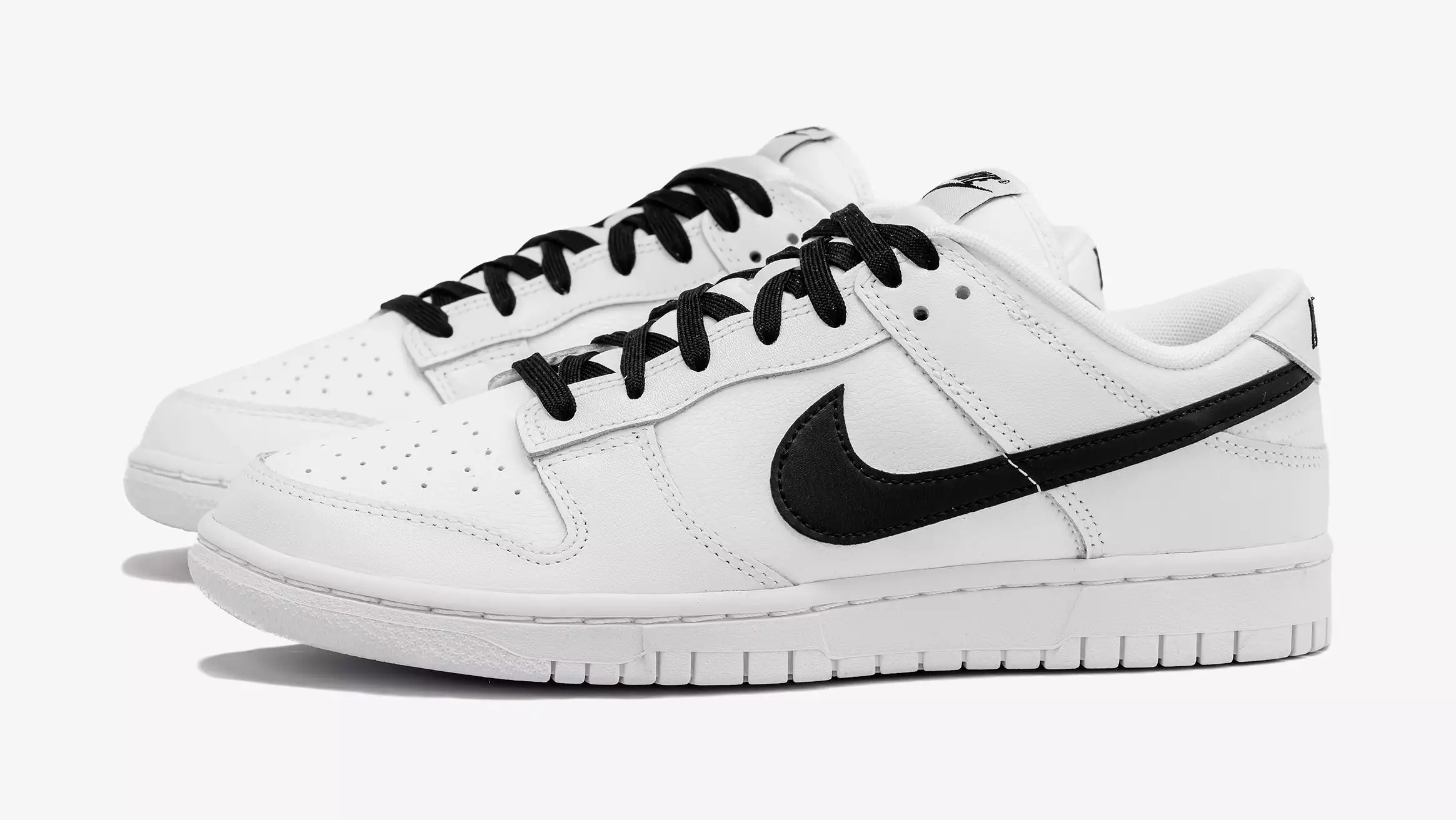 Dunk Low White Black Mens Lifestyle Shoes (White/Black) Free Shipping