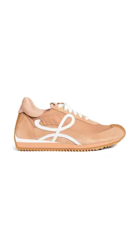 Flow Runner Sneakers in Suede and Nylon - Camel/White