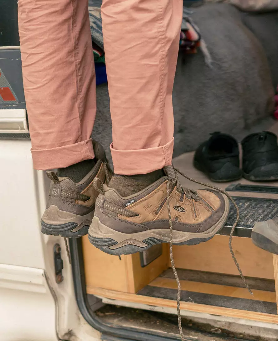 Men's Circadia Waterproof Shoe Wide  |  Shitake/Brindle