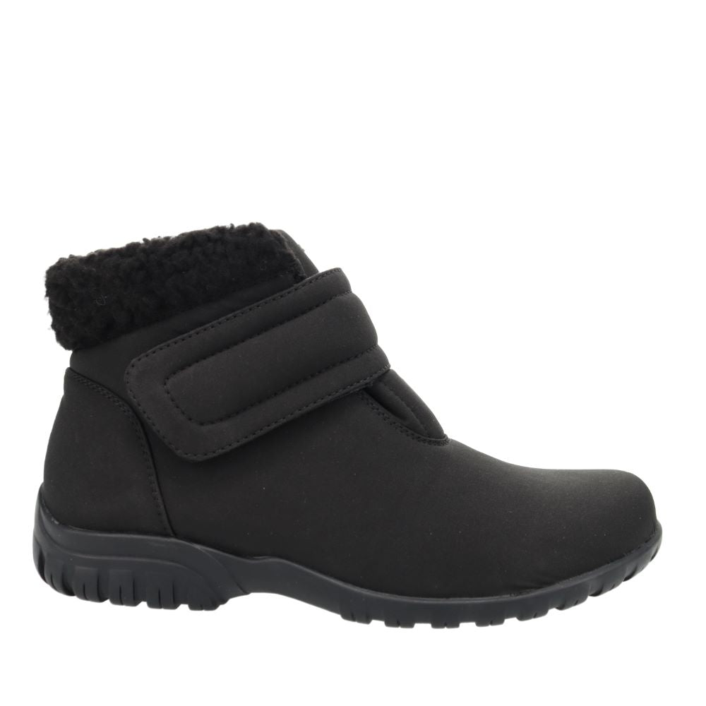 'Propet USA' Women's Dani Strap  Winter Boot - Black