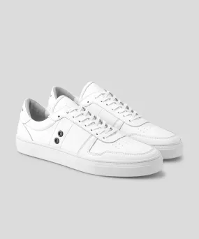 Urban Tennis Shoes: White